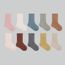 Muat gambar ke penampil Galeri, Earthy Socks
